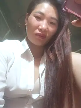 Snapshot of HGiasexy69 chatting on May 2026 11:02:01 PM HGiasexy69 online show from May 2026 11:02:01 PM