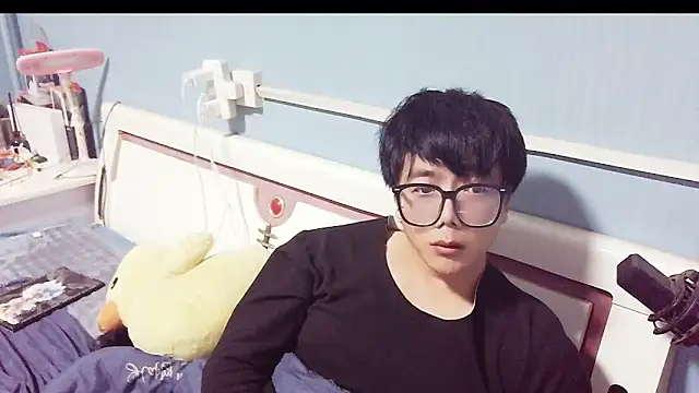 chenwen520 online show from November 2025 12:04:02 PM