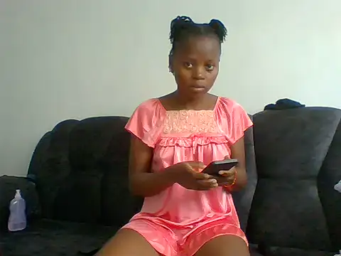 Snapshot of Spicyit2 chatting on May 2026 10:44:01 AM Spicyit2 online show from May 2026 10:44:01 AM
