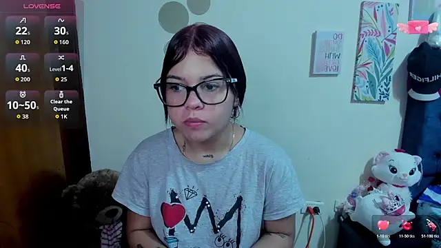 Emma boo online show from November 2025 03:36:02 PM