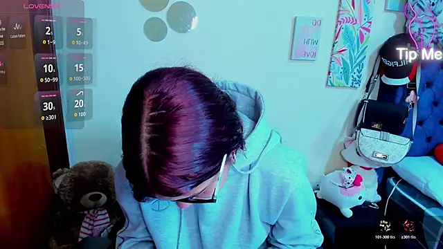 Emma boo online show from December 2025 02:55:01 PM