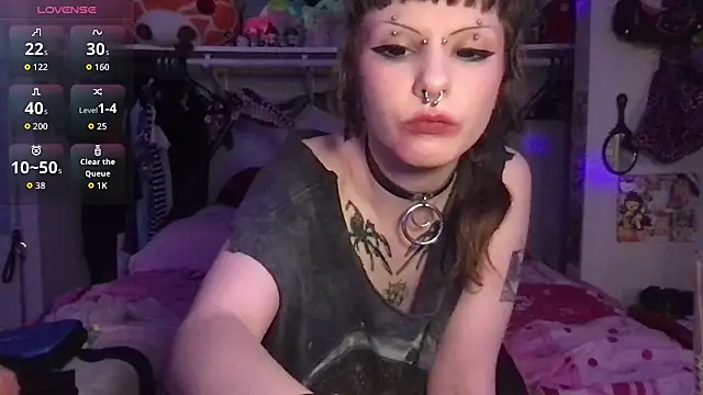 missnoralux online show from October 2025 09:00:02 AM