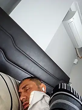 Snapshot of erdal7 chatting on October 2025 07:32:01 AM erdal7 online show from October 2025 07:32:01 AM