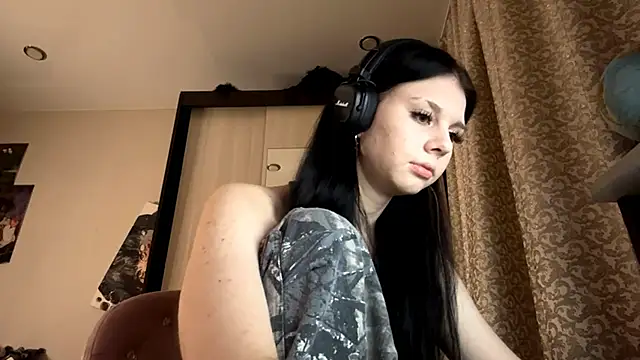 AnGallo online show from November 2025 06:07:02 PM