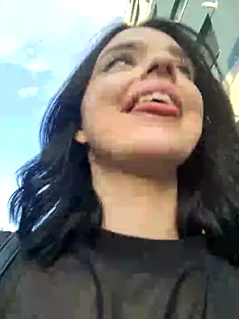 SidneyPuff online show from May 2026 04:37:02 PM