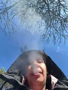 Snapshot of Carolineisback chatting on February 2026 11:42:02 AM Carolineisback online show from February 2026 11:42:02 AM