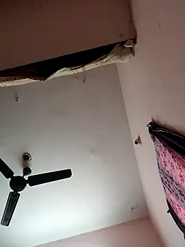 pujapujarrrr online show from November 2025 05:51:01 AM