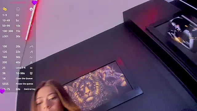 EmmilyClark online show from March 2026 03:48:01 PM