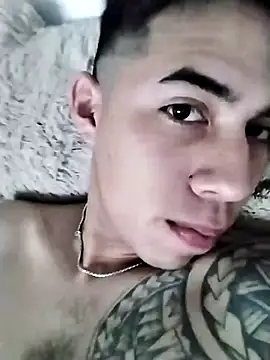 Fede26Zonasur online show from November 2025 01:48:01 PM