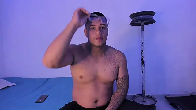 LucassFoster online show from November 2025 01:55:02 PM