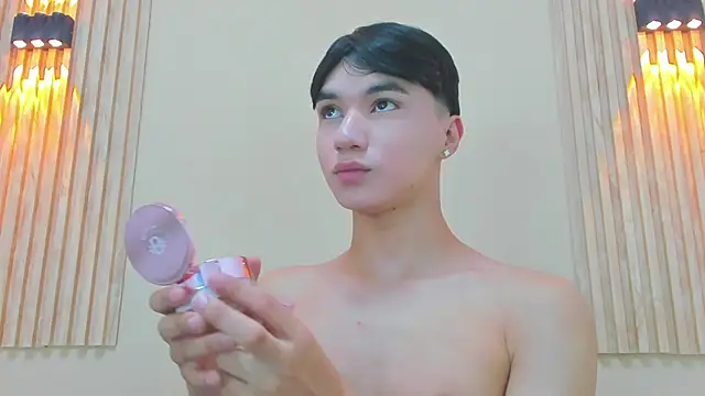 JULII RICO1 online show from February 2026 12:45:02 PM