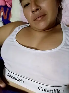 valebarrera online show from November 2025 12:05:01 PM