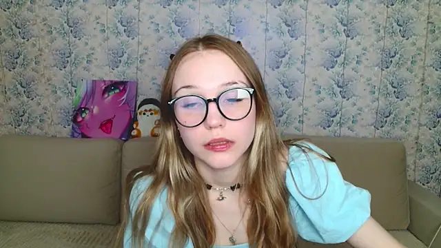 phreshgirlswag online show from April 2026 07:55:02 PM