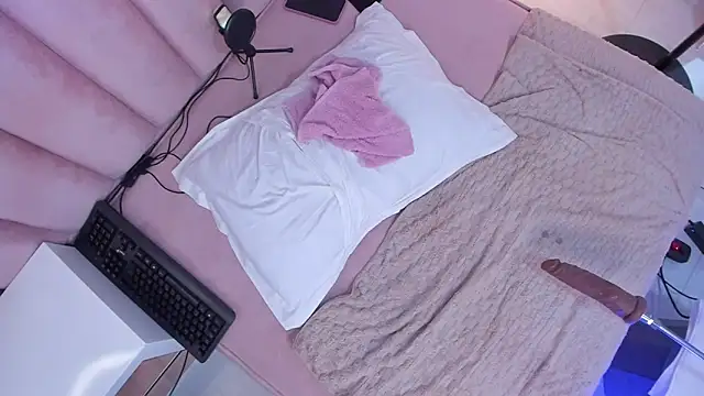 Natural BIGASS Nina online show from March 2026 07:33:01 PM