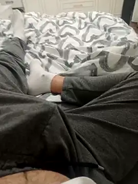 expenser37 online show from November 2025 12:05:02 AM