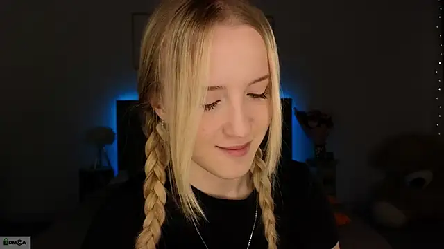 Snapshot of adele_armass chatting on February 2026 09:22:01 PM adele armass online show from February 2026 09:22:01 PM