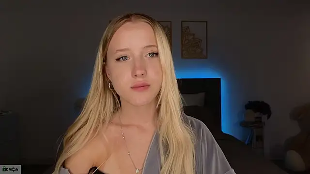 Snapshot of adele_armass chatting on March 2026 08:59:02 PM adele armass online show from March 2026 08:59:02 PM