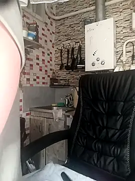 MilkySky online show from December 2025 08:39:02 PM