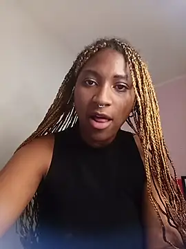 Snapshot of EvonyFoxxx chatting on July 2026 11:18:02 PM EvonyFoxxx online show from July 2026 11:18:02 PM