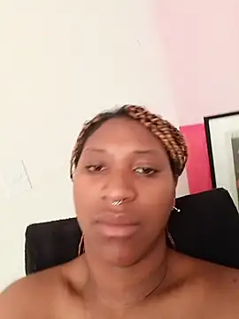 Snapshot of EvonyFoxxx chatting on July 2026 05:38:01 PM EvonyFoxxx online show from July 2026 05:38:01 PM