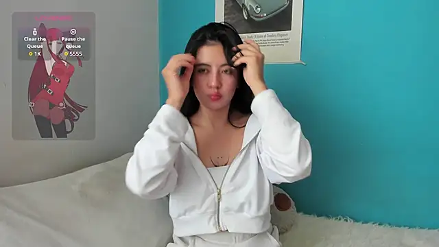 -EMILY SWAN- online show from November 2025 09:02:01 PM