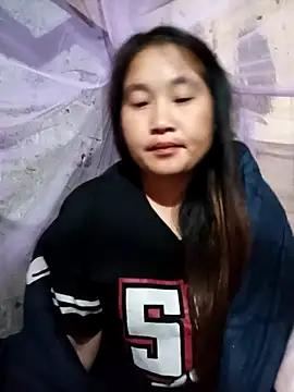 Snapshot of zubu-ti chatting on November 2025 08:44:01 PM zubu-ti online show from November 2025 08:44:01 PM