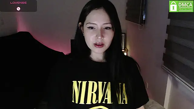 Snapshot of just_meko chatting on May 2026 01:44:01 AM just meko online show from May 2026 01:44:01 AM