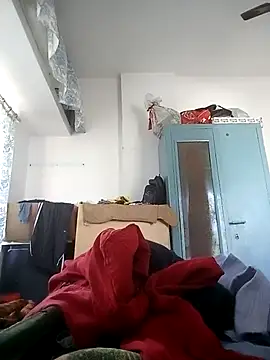 Snapshot of Georgiehoodsman chatting on November 2025 06:05:01 AM Georgiehoodsman online show from November 2025 06:05:01 AM