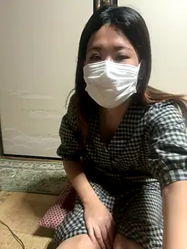 tsuk4s4  online show from November 2025 02:43:02 AM