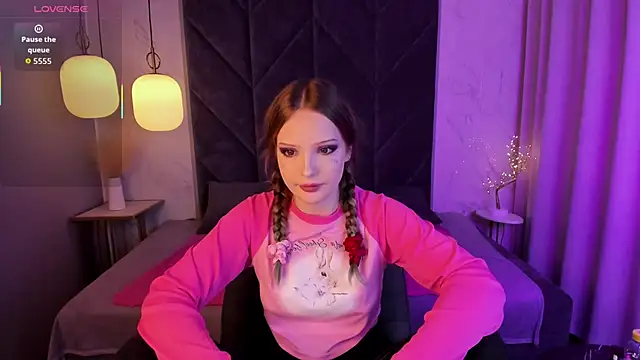 Snapshot of Iris_Fresh chatting on November 2025 08:42:02 PM Iris Fresh online show from November 2025 08:42:02 PM