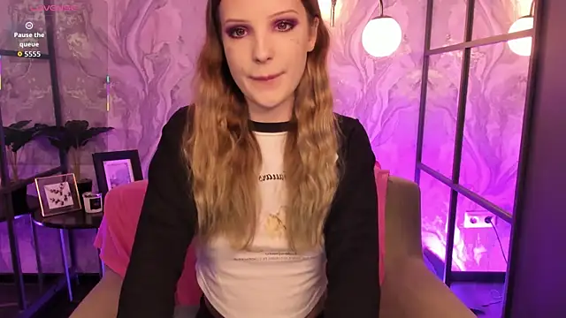 Snapshot of Iris_Fresh chatting on November 2025 09:14:02 PM Iris Fresh online show from November 2025 09:14:02 PM