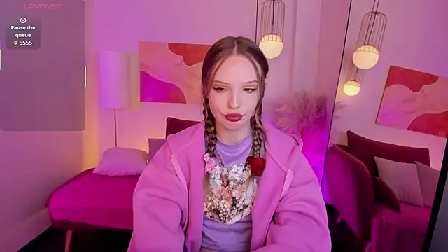 Snapshot of Iris_Fresh chatting on November 2025 09:25:02 PM Iris Fresh online show from November 2025 09:25:02 PM