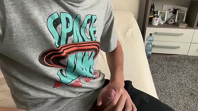 ldekfeklfmkemfk online show from October 2025 09:43:01 AM