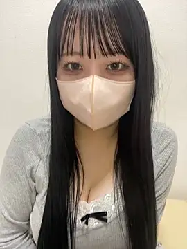 Snapshot of emiri_da_nyan chatting on June 2026 03:13:02 PM emiri da nyan online show from June 2026 03:13:02 PM