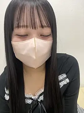 Snapshot of emiri_da_nyan chatting on June 2026 03:18:01 AM emiri da nyan online show from June 2026 03:18:01 AM