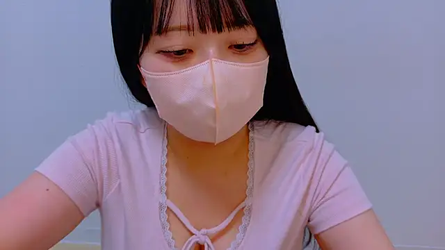 Snapshot of emiri_da_nyan chatting on July 2026 01:37:01 PM emiri da nyan online show from July 2026 01:37:01 PM