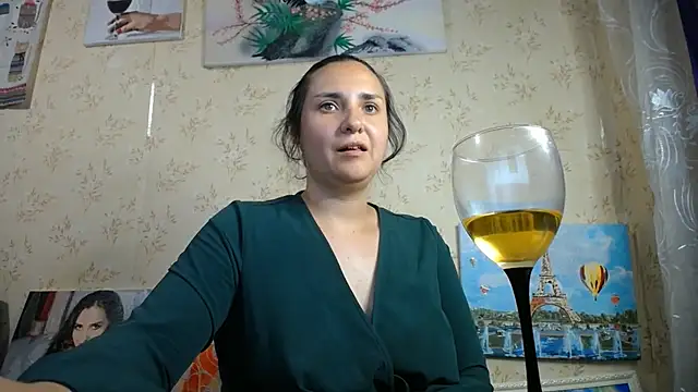 Snapshot of VoulezVous_Angel chatting on June 2026 06:24:02 PM VoulezVous Angel online show from June 2026 06:24:02 PM