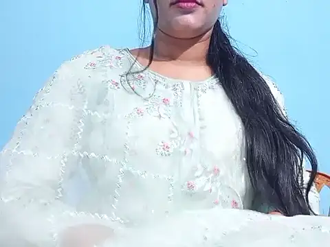 Nancy queen001 online show from January 2026 05:37:01 PM