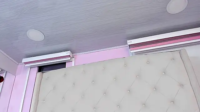 Snapshot of scarlett_leblanc_ chatting on March 2026 11:49:02 AM scarlett leblanc online show from March 2026 11:49:02 AM