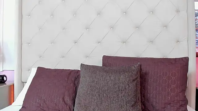 Snapshot of scarlett_leblanc_ chatting on April 2026 11:54:02 AM scarlett leblanc online show from April 2026 11:54:02 AM