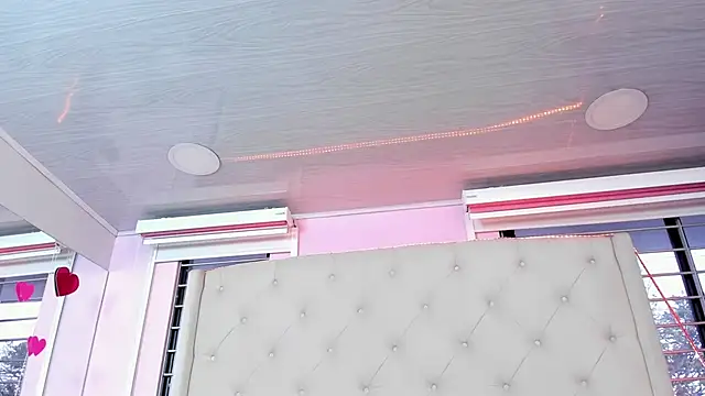 Snapshot of scarlett_leblanc_ chatting on April 2026 12:53:02 PM scarlett leblanc online show from April 2026 12:53:02 PM