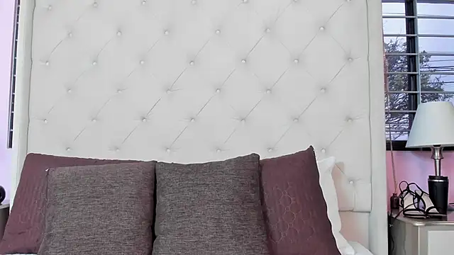 Snapshot of scarlett_leblanc_ chatting on April 2026 12:00:02 PM scarlett leblanc online show from April 2026 12:00:02 PM