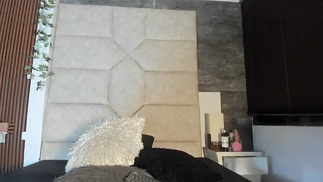 Liia Leens online show from February 2026 04:31:01 AM