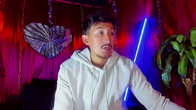 x heros x online show from November 2025 12:17:01 PM