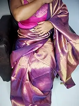 Snapshot of Itz_shila_ chatting on November 2025 09:33:01 AM Itz shila  online show from November 2025 09:33:01 AM