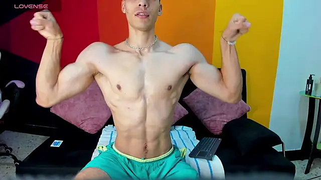 AlessioVitale online show from December 2025 12:03:02 PM