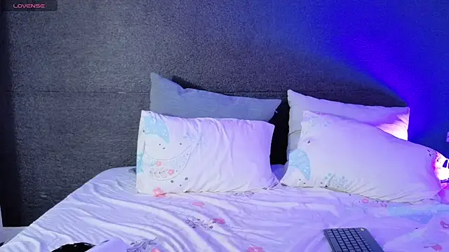 Ania rose online show from November 2025 08:08:02 PM