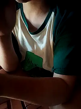 Alice-567 online show from April 2026 12:48:01 AM