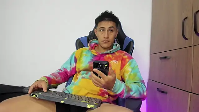 dorman boy online show from January 2026 03:55:02 AM