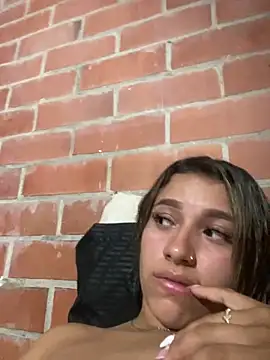 liahot69 online show from April 2026 04:49:02 AM